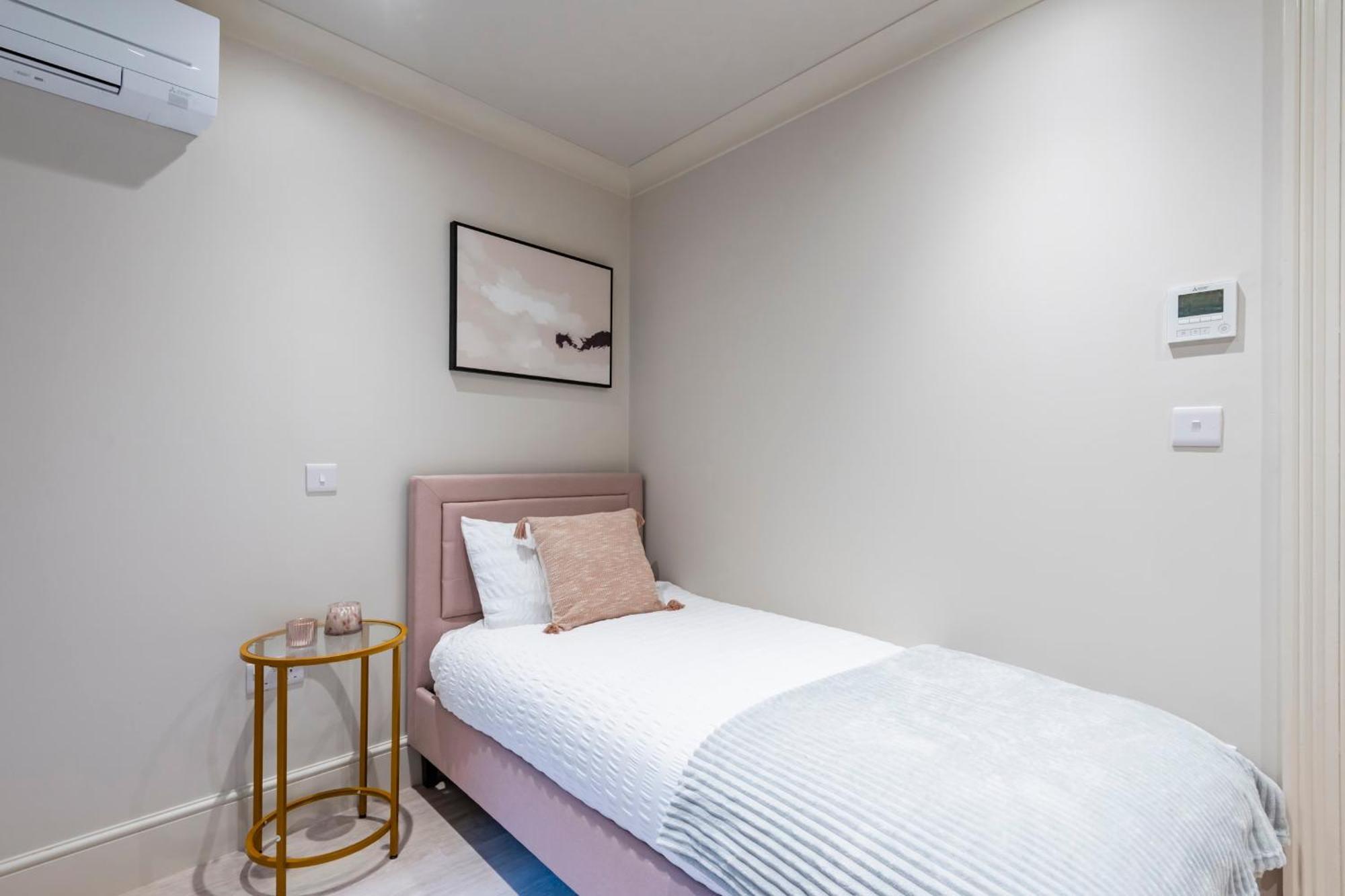 Marble Arch 1-hosted By Sweetstay London